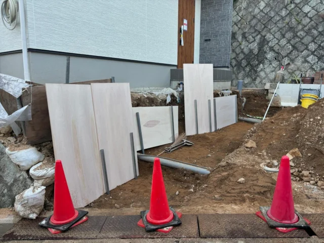 やっと完成！
#外構工事#建築工事#土木工事#エクステリア#土留め#CP#擁壁#左官#職人#関西#大阪#兵庫#職人募集#従業員募集#妹尾建設